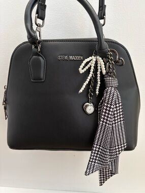Steve Madden Black Satchel Crossbody Purse w/ Removable Strap & Charms